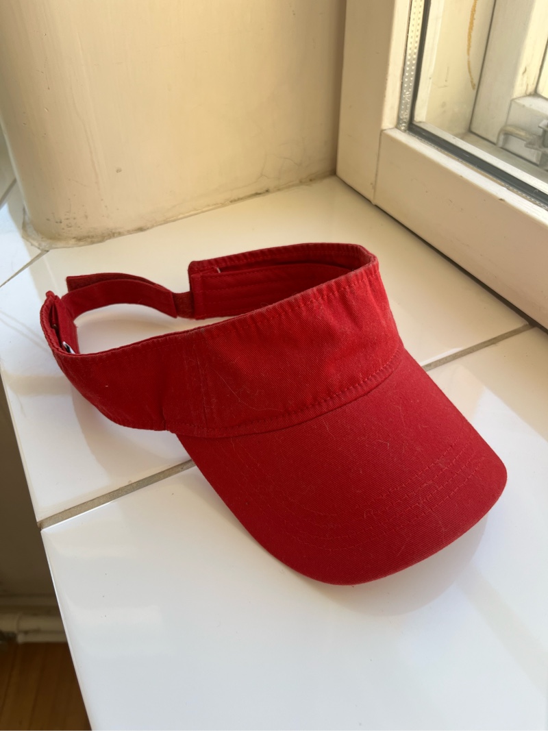 Punainen Anvil lippalakki / visor