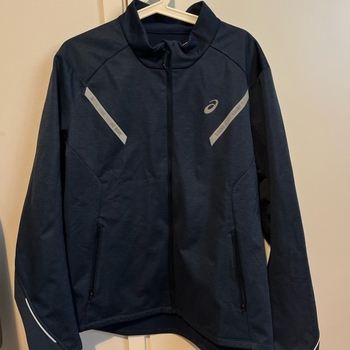 Asics sportswear