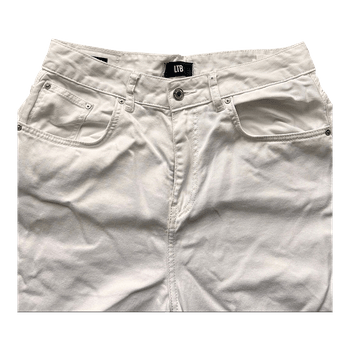 White skater jeans
