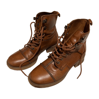 Ten points boots