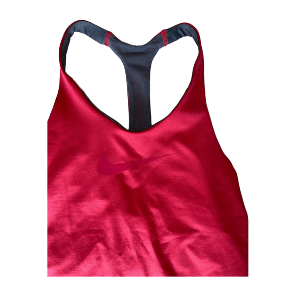 Nike top