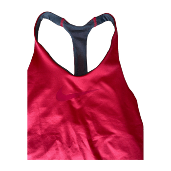 Nike top