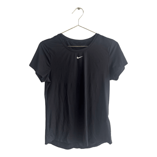Sort Nike t-shirt