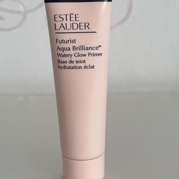 Estée Lauderin Futurist Aqua Brillance Watery Glow Primer -meikinpohjustaja 