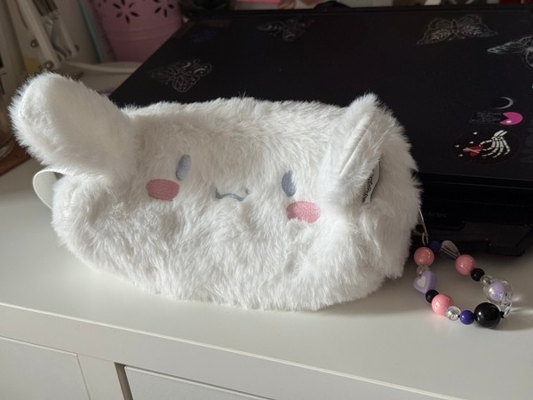 Cropp Cinnamoroll kosmētikas somiņa