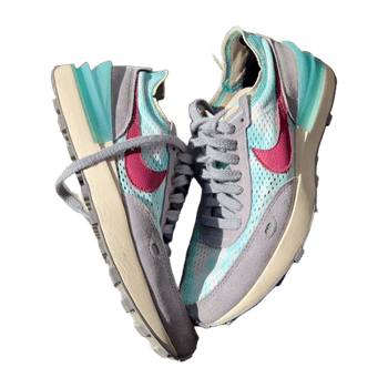 Nike sports shoes