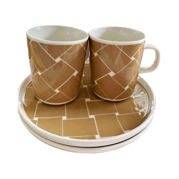 Beige ceramic coffee mugs and plates set