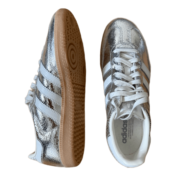 Hopeiset Adidas tennarit