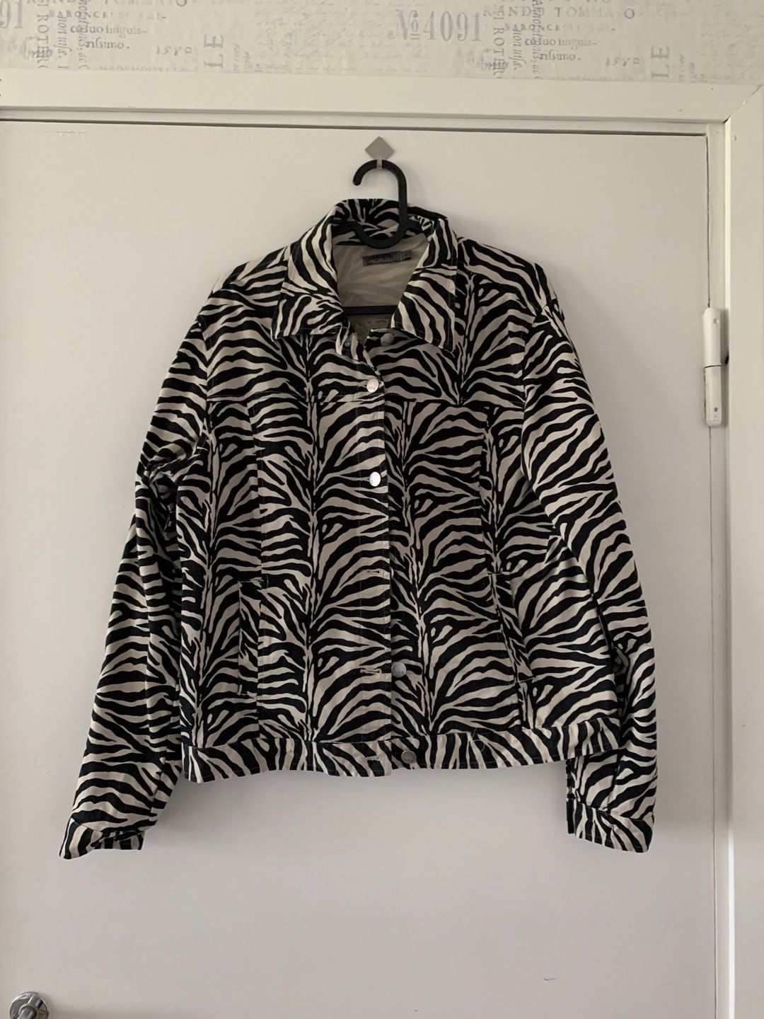 O.i.s coat