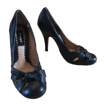 Spirit heels
