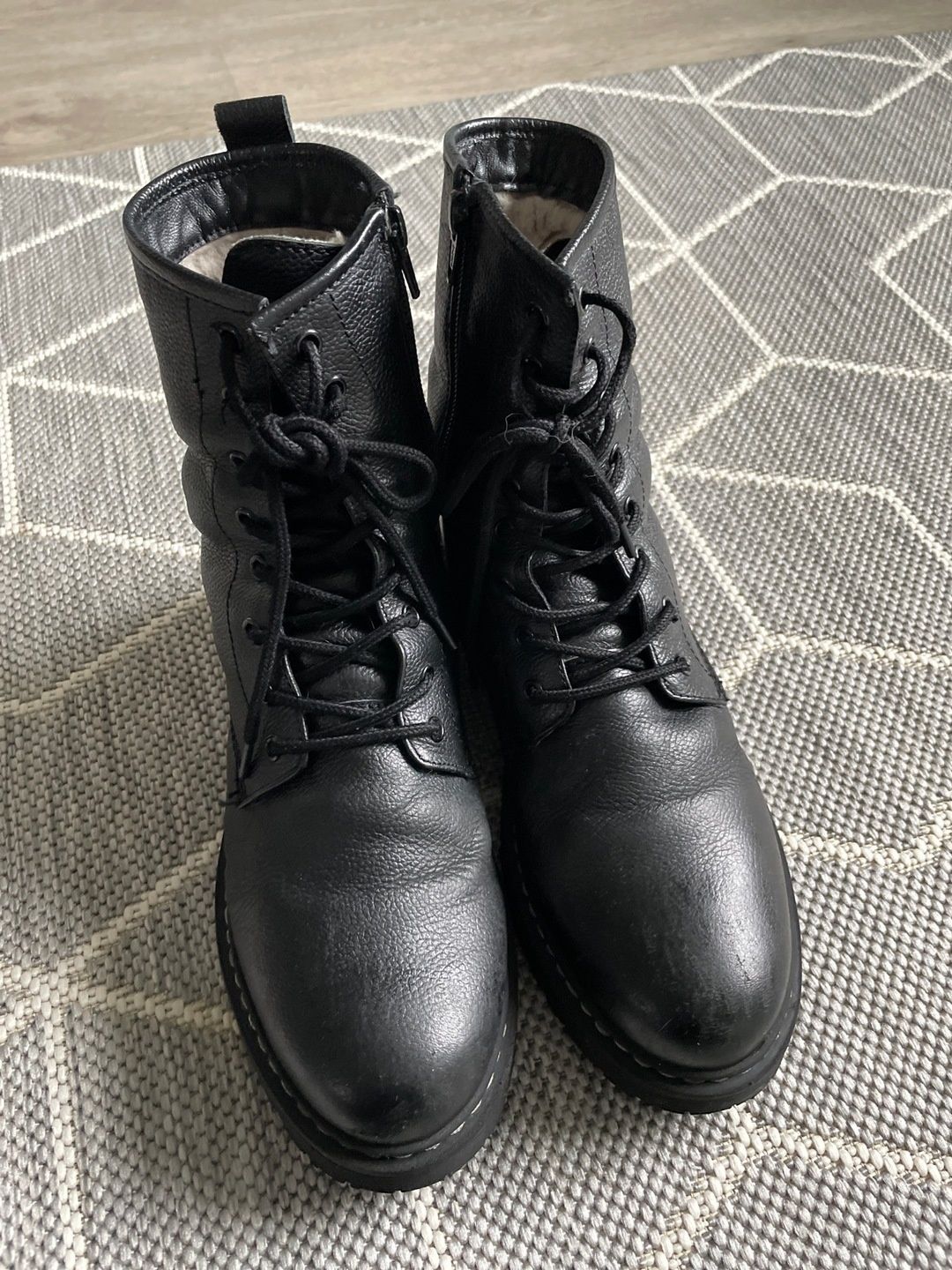 Milla boots