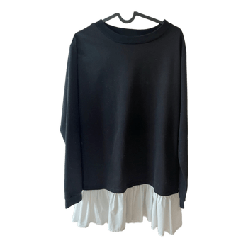 Sort sweater kjole med flæsekant