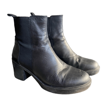 Leather booties