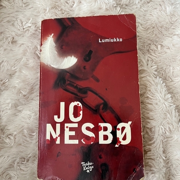 Lumiukko kirja