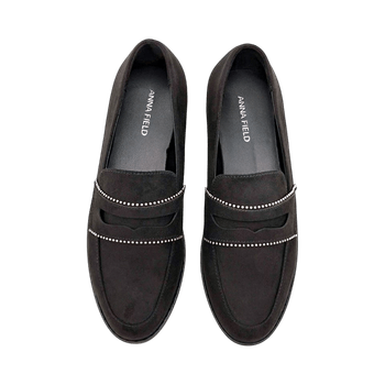 Mustat mokkanahkaiset loafer-kengät