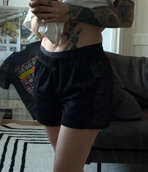Mustat Alexander Wang shortsit