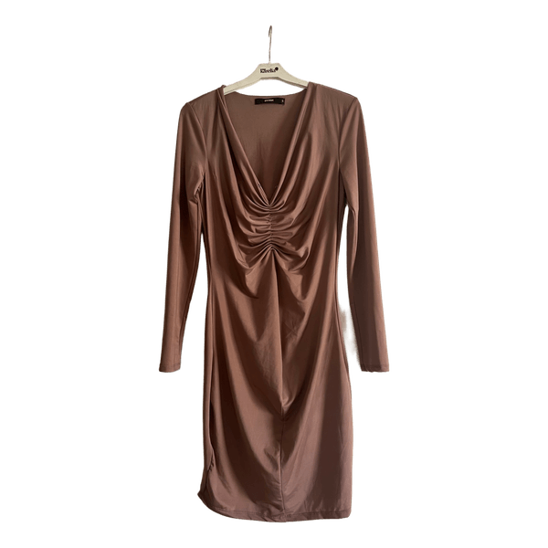 Beige rusetti minimekko