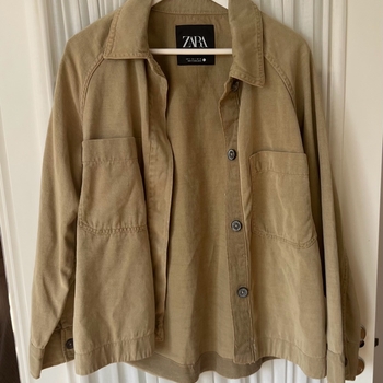 Lightweight jacket