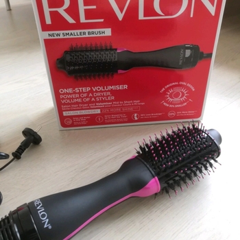 Revlon accessory