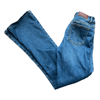 Siniset flared farkut