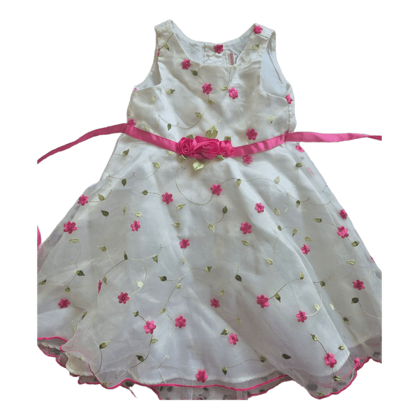 White flower print dress