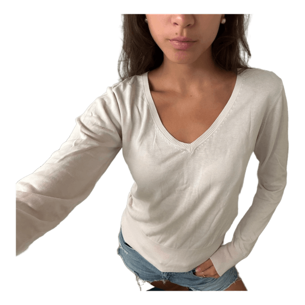 Light pink v-neck jumper