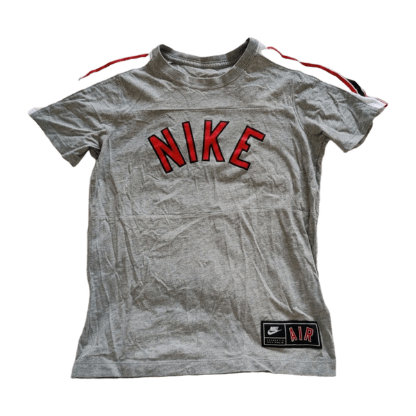 Nike top