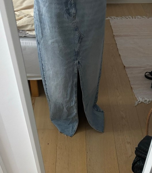Udgået Zara nederdel lyseblå denim maxi