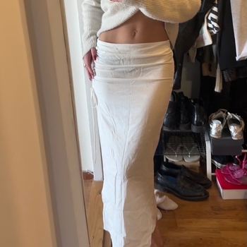 white maxi skirt