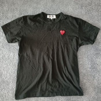 Play comme des garcons shirt