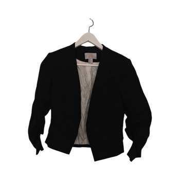 Lyhyt musta bleiseri