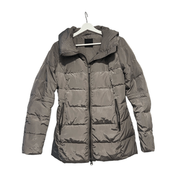 Sand coat