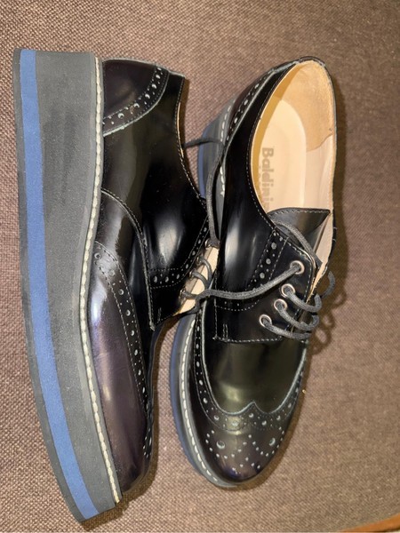 Baldinini black platform brogues
