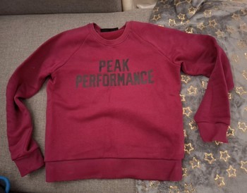 Peak Performance collegepaita