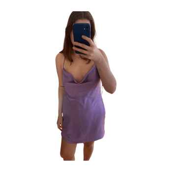 Violetti mekko