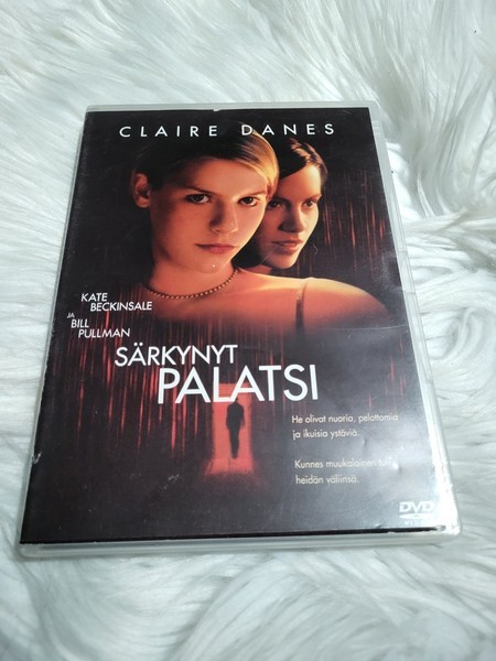 DVD Särkynyt Palatsi