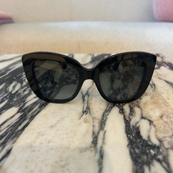 Gucci aurinkolasit
