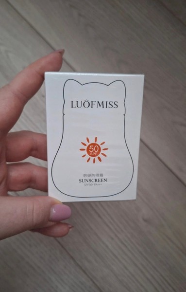 Luôfmiss SPF50 sunscreen