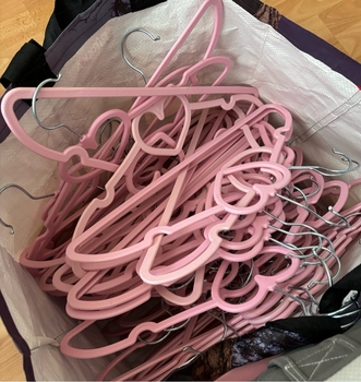 pink heart hangers