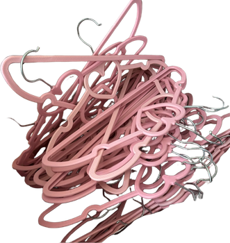 pink heart hangers