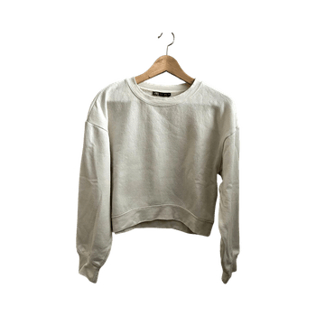 Valkoinen lyhyt collegepaita