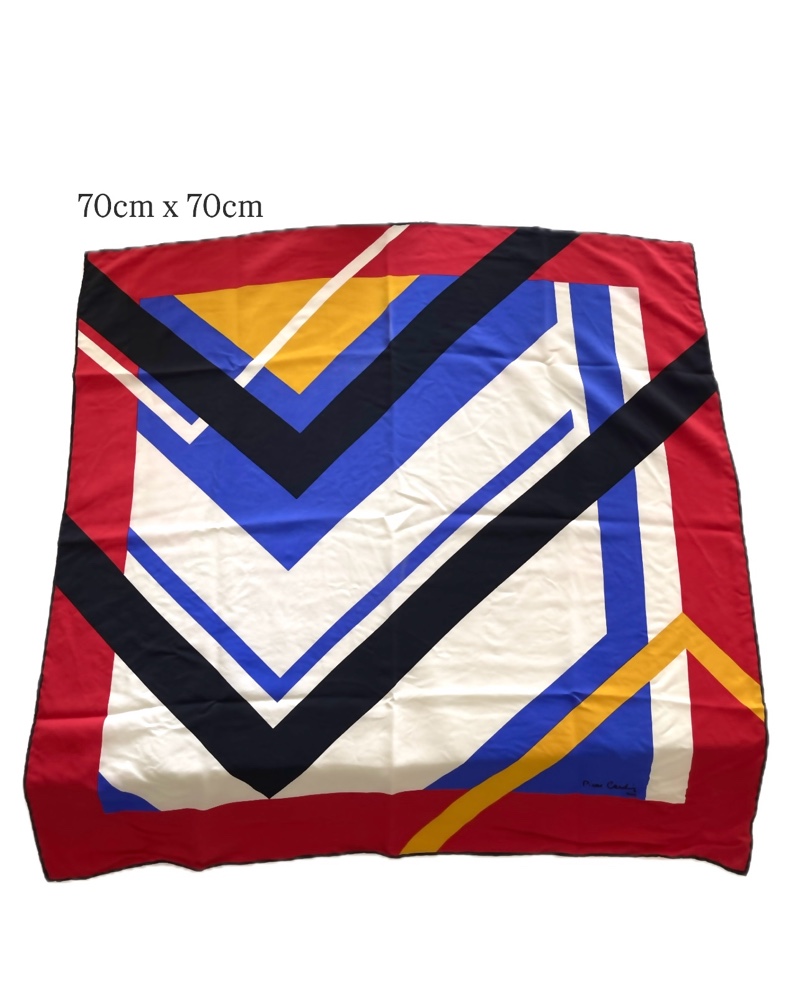 Vintage Pierre Cardin silkkihuivi 70x70
