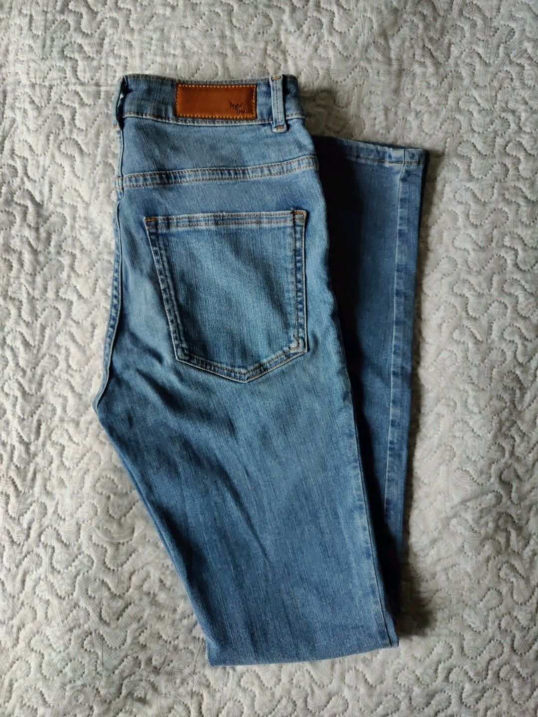 Never denim jeans