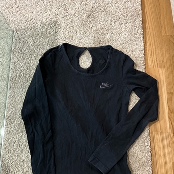 Nike treenipaita