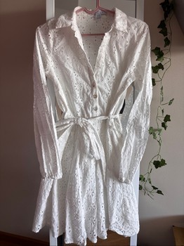 White eyelet dress size XS
