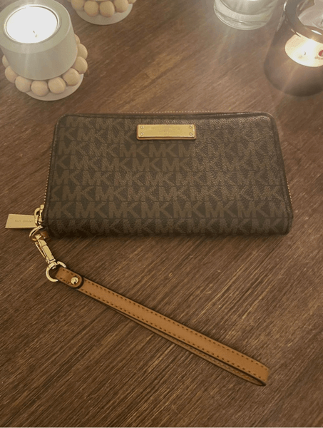 Michael Kors lompakko