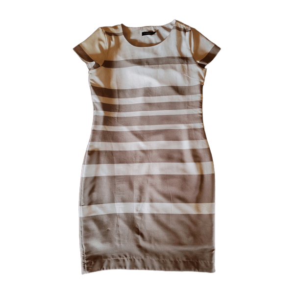 B.young dress