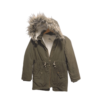 vihreä talvitakki hupulla