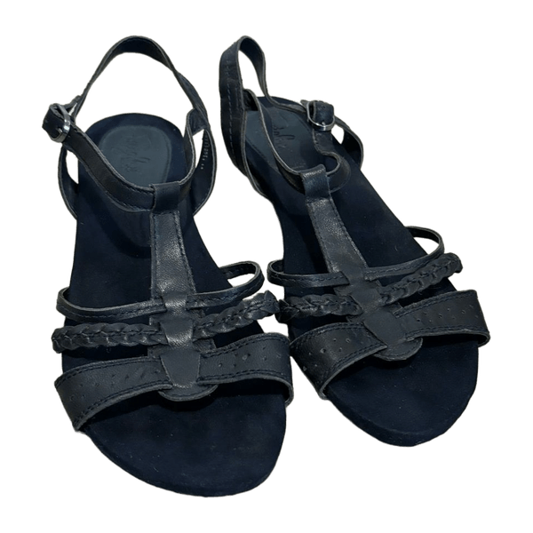 Footglove sandals