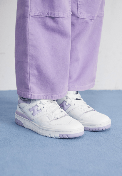 Low top sneakers
